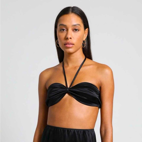 Leset bard bandeau.
Sold out in store
Can be worn as a swim top
Silk. - Picture 1 of 6